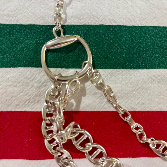 Stylish Vintage Liz Claiborne 3-strand Silverstone Necklace. Discounted shipping - Picture 4 of 5